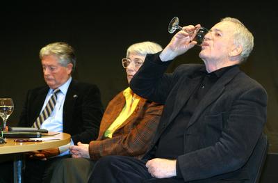 Szabó István és osztálytársai az ügynökmúltról nyilatkoztak-stock-foto