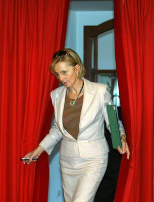 Együttműködési megállapodást kötött az MDF és a Tisztelet Társasága-stock-foto