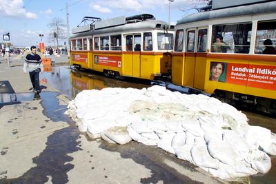 Árvíz Budapesten-stock-foto