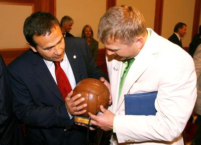 Bemutatták az Európa-bajnokság pályázati anyagát-stock-foto