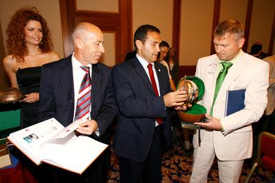 Bemutatták az Európa-bajnokság pályázati anyagát-stock-foto