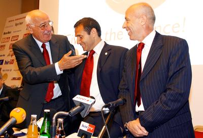 Bemutatták az Európa-bajnokság pályázati anyagát-stock-foto