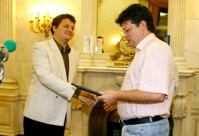 Humorfesztivál-döntő-stock-foto