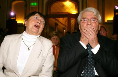 Megalakult a Nemzeti Művész Klub-stock-foto