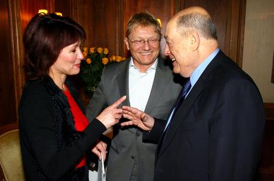 Könyvbemutató-stock-foto