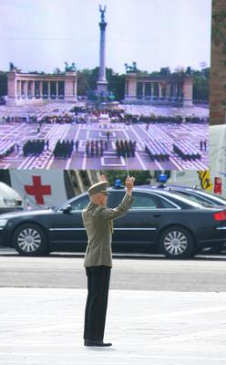 Augusztus 20-i tisztavatás a Hősök terén-stock-foto