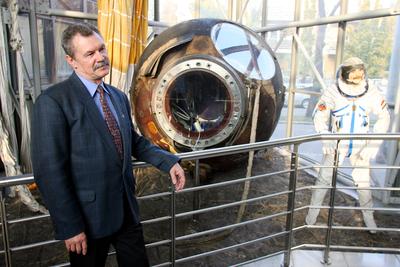 Ötven éves az űrkorszak - kiállítás a Közlekedési Múzeumban-stock-photo