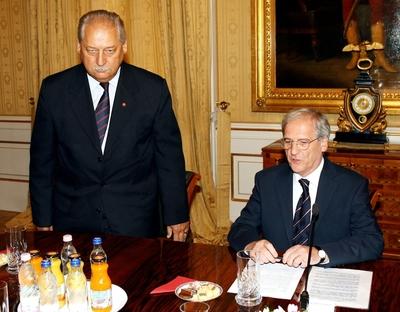 Sólyom bemutatta legfőbb ügyész-jelöltjét-stock-foto