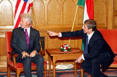 Bill Clinton Budapesten-stock-foto