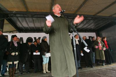 Tüntetés a Magyar Hírlap mellett-stock-foto