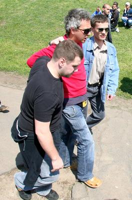 Tömegek a városligeti majálison-stock-foto