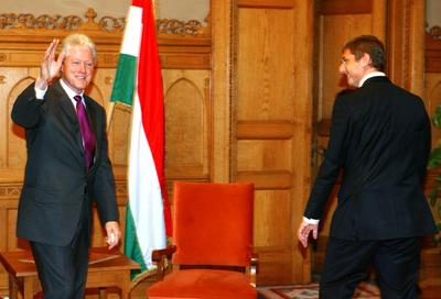 Bill Clinton Budapesten-stock-foto