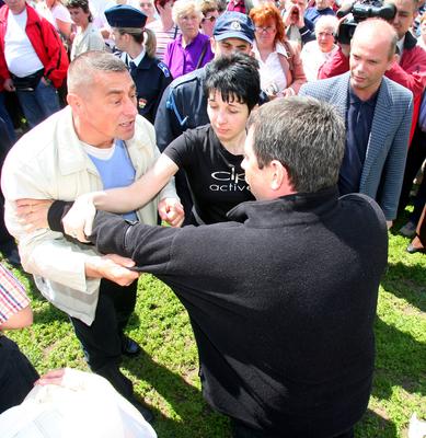 Tömegek a városligeti majálison-stock-foto