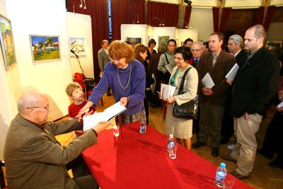 Rajzok és írások – Makovecz Imre könyvbemutatója-stock-foto