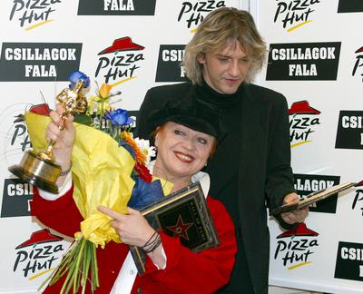 Csákányi Eszter és Alföldi Róbert-stock-foto