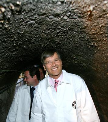 Demszky a csőben-stock-foto