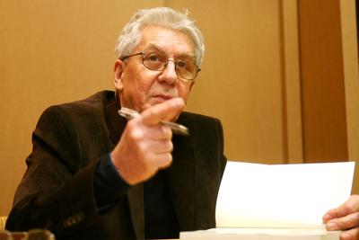 Hosszú idő után jelent meg újra a rajongók előtt Cseh Tamás-stock-foto