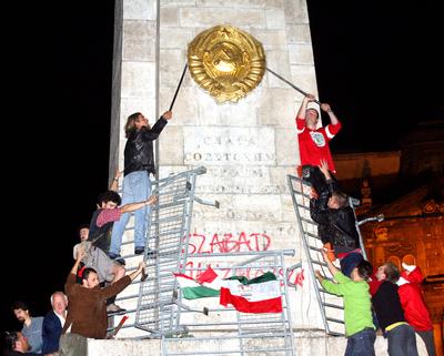 Ostrom az MTV székház ellen-stock-foto