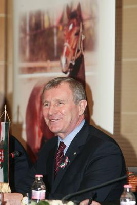 Magyar vállalkozók fogtak össze Overdose érdekében-stock-foto