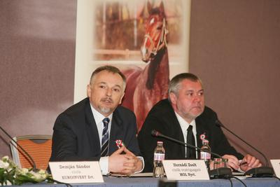 Magyar vállalkozók fogtak össze Overdose érdekében-stock-foto