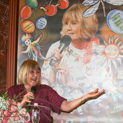 Csiribiri sajtótájékoztató-stock-foto