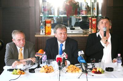 Átadás-átvétel a Nemzeti Színház élén-stock-foto