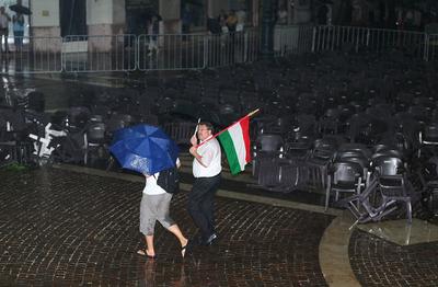 Vihar augusztus 20-án-stock-foto