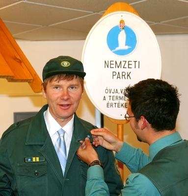 Fodor Gábort tiszteletbeli természetvédelmi őrré avatták-stock-foto
