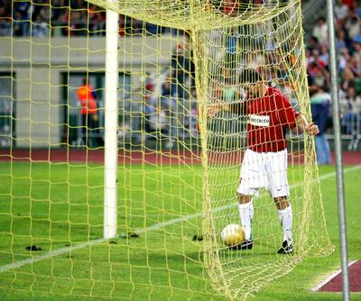 A pilóták nyerték a jótékonysági labdarúgó-mérkőzést-stock-foto