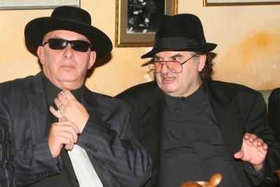 Zenészek Maffiózó szerepben-stock-foto