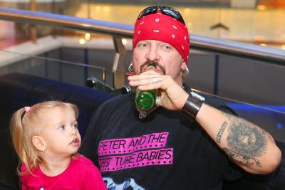 Megjelent a Kartel új albuma-stock-foto