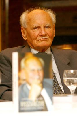 Születésnapi ajándék Göncz Árpádnak-stock-foto