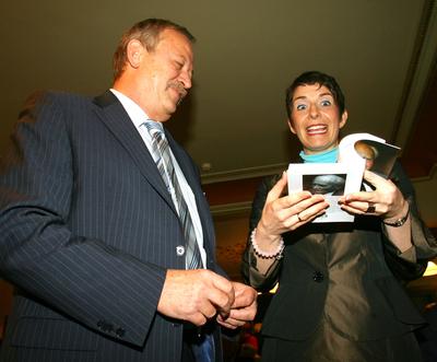 Születésnapi ajándék Göncz Árpádnak-stock-foto