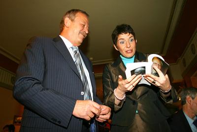 Születésnapi ajándék Göncz Árpádnak-stock-foto