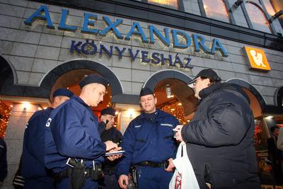 Bemutatták Gyurcsány Ferenc blogkötetét-stock-foto