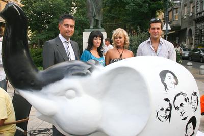 Homeless Elephant kampány-stock-foto