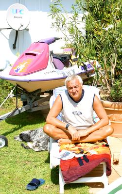 A Tanár Úr birtokán a Heti Hetes-stock-foto