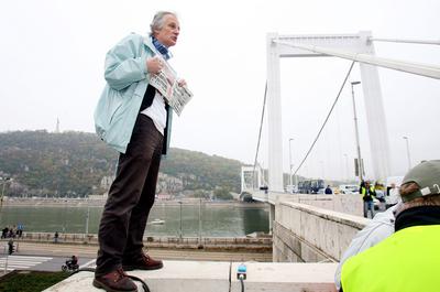 Hídblokád és tüntetés a belvárosban-stock-foto