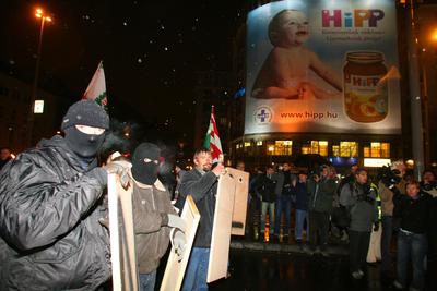 Illegális demonstráció Budapesten-stock-foto