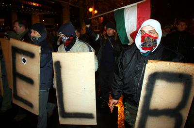 Illegális demonstráció Budapesten-stock-foto