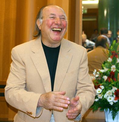 Könyvbemutató-stock-foto