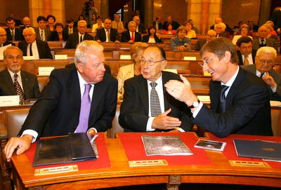 Az első tégla a berlini falból-stock-foto