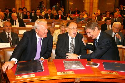 Az első tégla a berlini falból-stock-foto