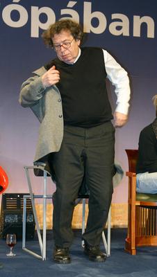 Konrád Győrgy író-stock-foto