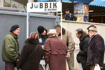 Kopogtatócédula-gyűjtés-stock-foto