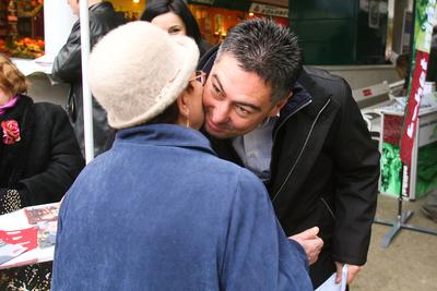 Kopogtatócédula-gyűjtés-stock-foto