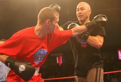 Sztárbox gála - senki sem úszta meg pofon nélkül!-stock-foto