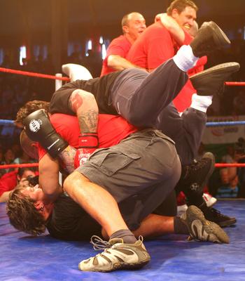 Sztárbox gála - senki sem úszta meg pofon nélkül!-stock-foto