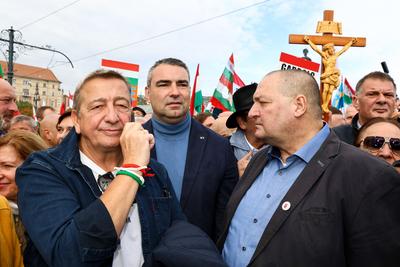 B?kemenet. A k?pen Bayer Zsolt, Lomnici Zolt?n ?s N?meth Szil?rd.2025.10.23.Fot?:V?r?s Szil?rd-stock-foto