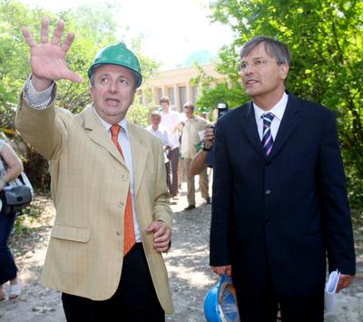 Persányi Miklós visszatérhet az állatkertbe-stock-foto